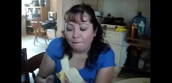  Mamando plátano con mirna lorena